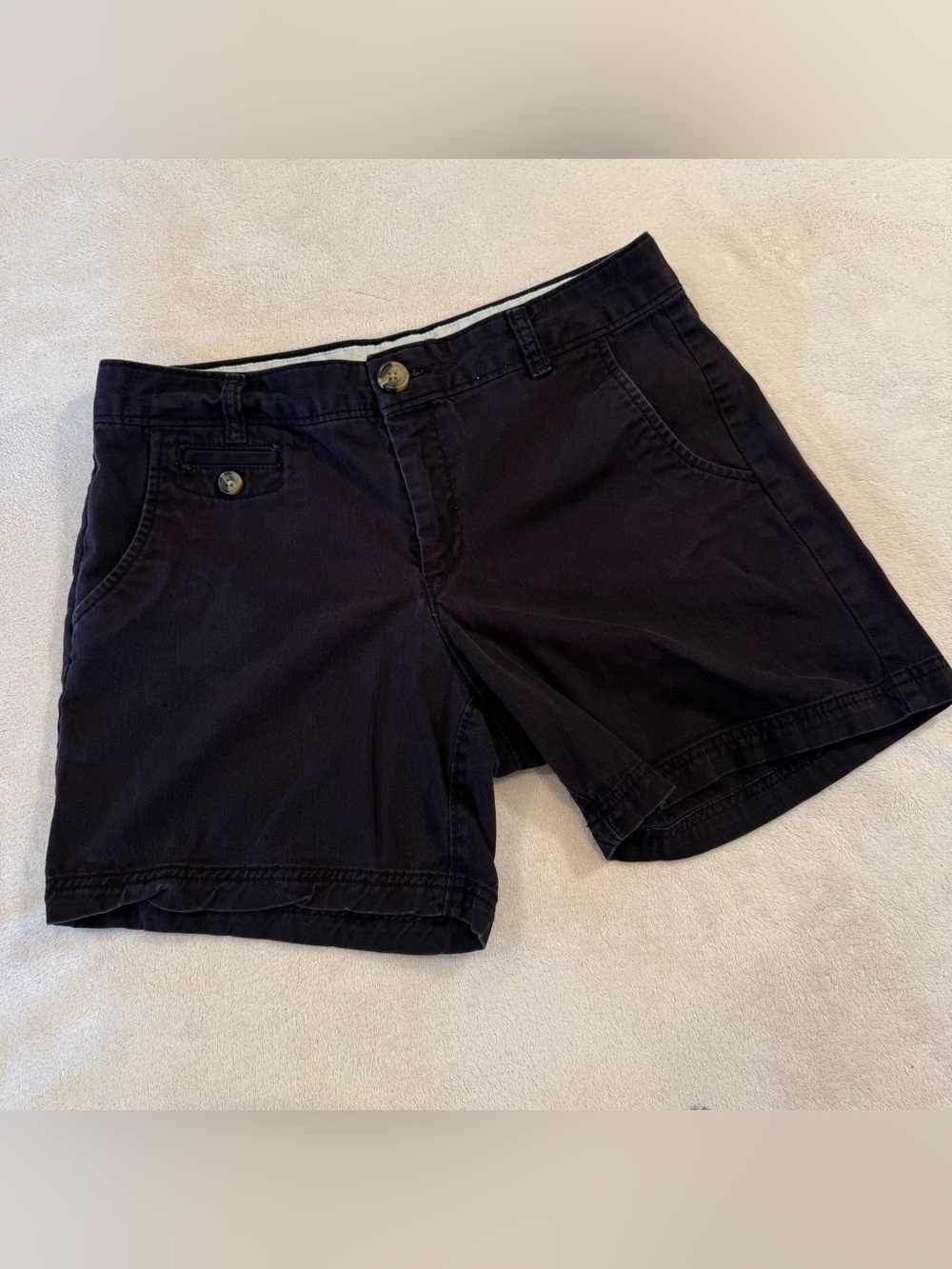 Dockers Women's Black/Navy Chino Shorts